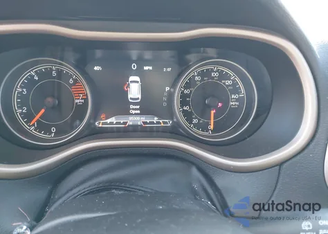 2017 Jeep Cherokee Limited 4X4 z USA, uszkodzony, nr VIN 1C4PJMDB8HW543877